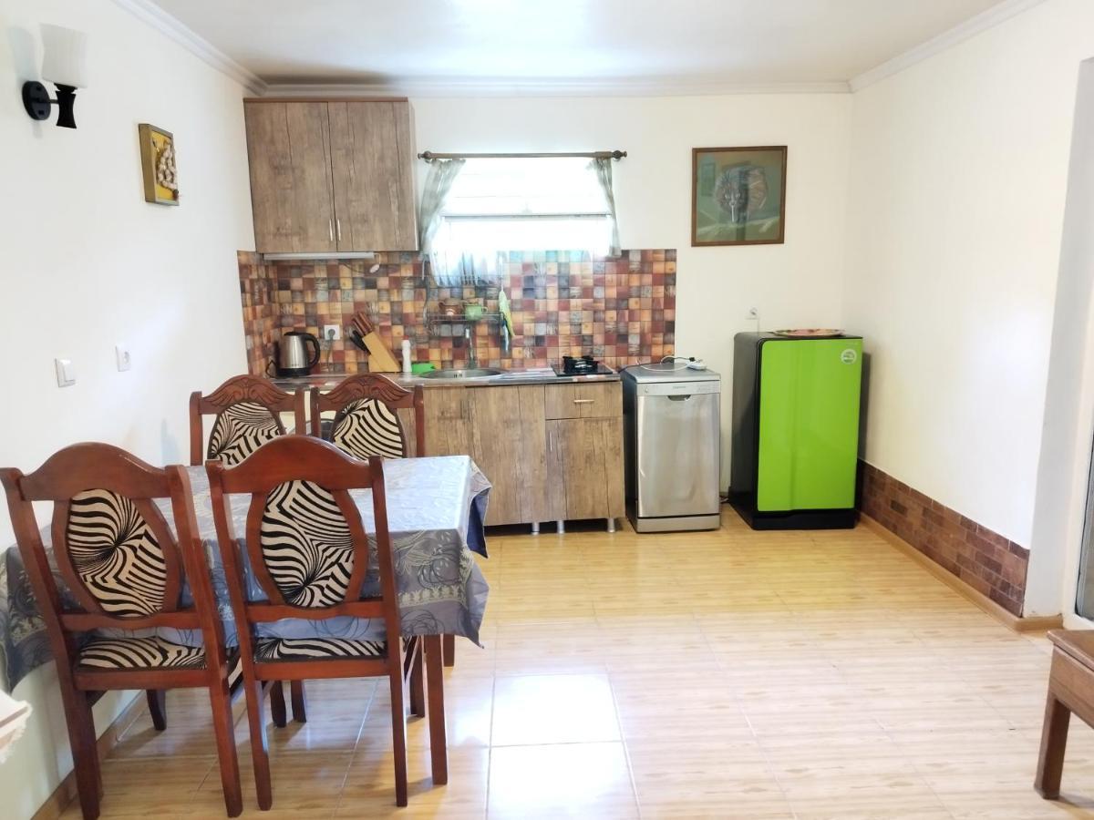 Country House Uliana Tskaltubo Ngoại thất bức ảnh